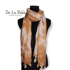 NWT Melissa Masse Scarf